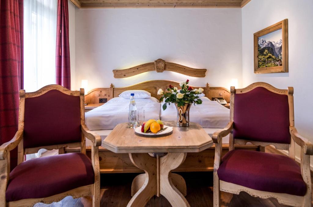 Hotel Schoenegg Wengen Habitación foto