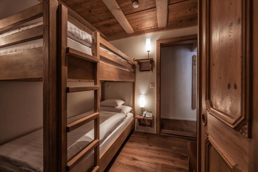Hotel Schoenegg Wengen Habitación foto